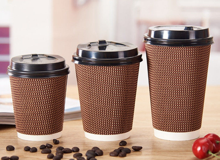 90mm Mond Drie Lagen plooide Beschikbare Koffiekoppen 16oz